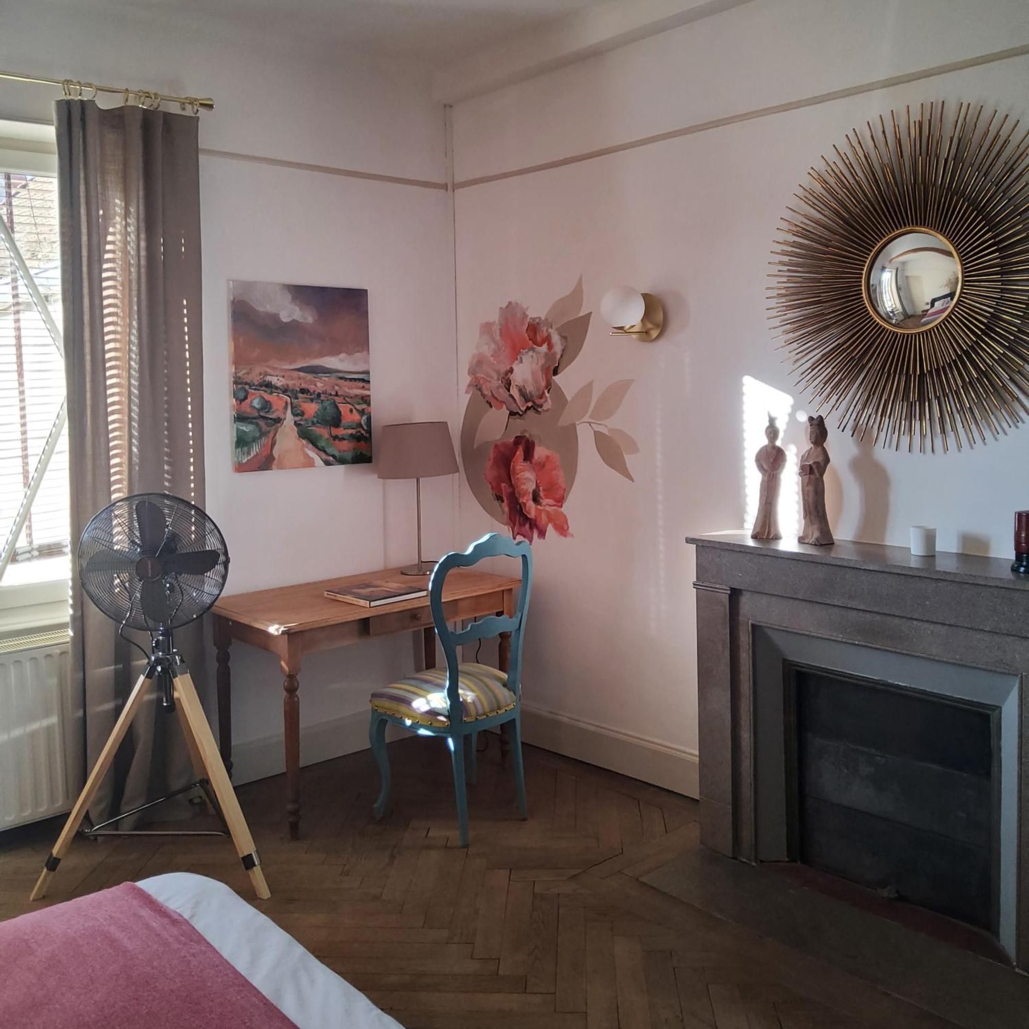 La Parenthese A Etrigny Bed & Breakfast Exterior photo