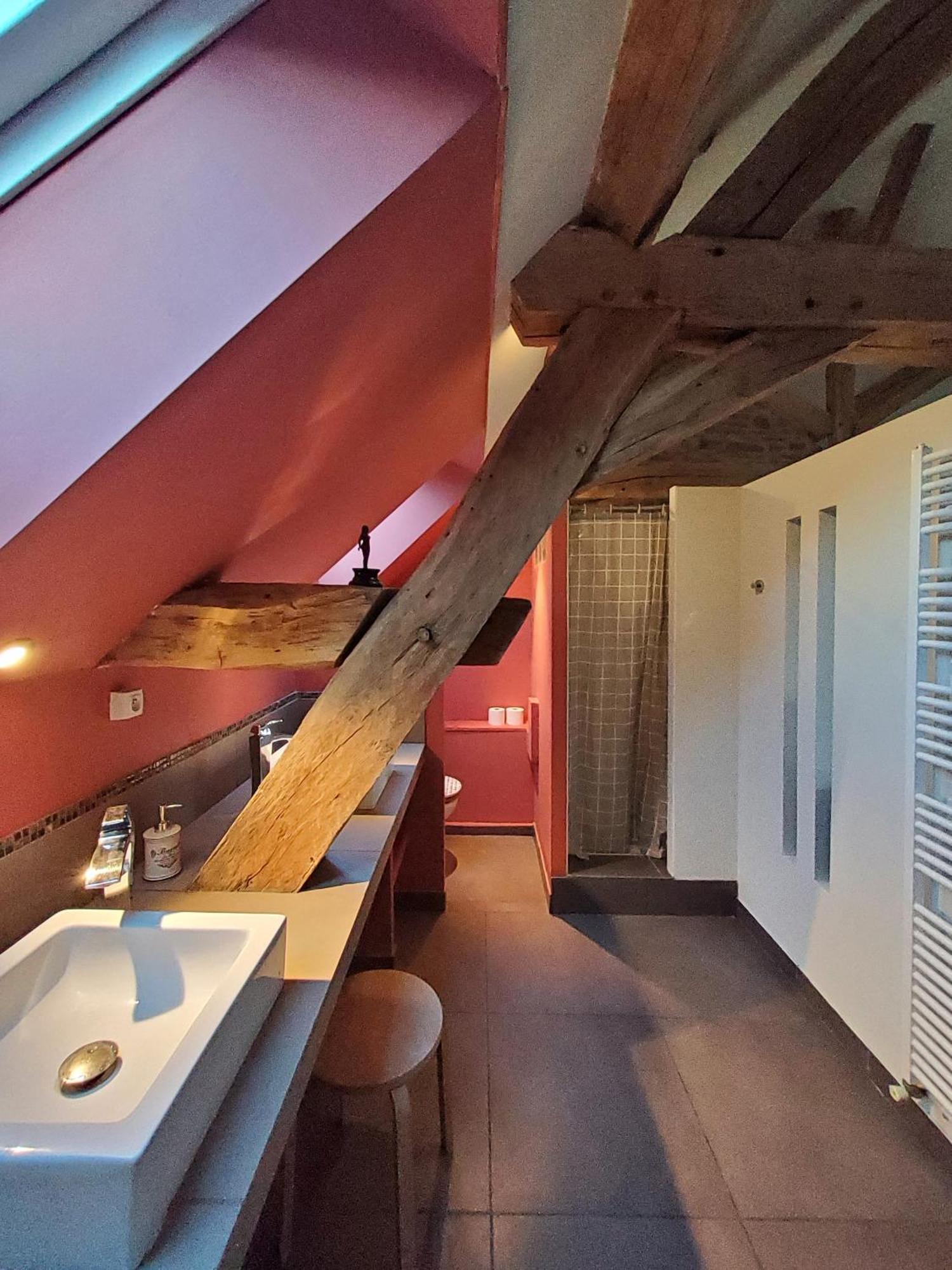 La Parenthese A Etrigny Bed & Breakfast Exterior photo